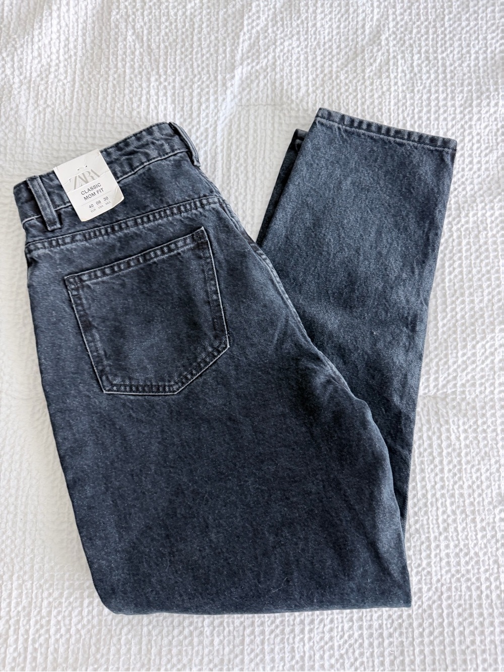 NWT ZARA Classic High Rise Mom Fit Ankle Jeans